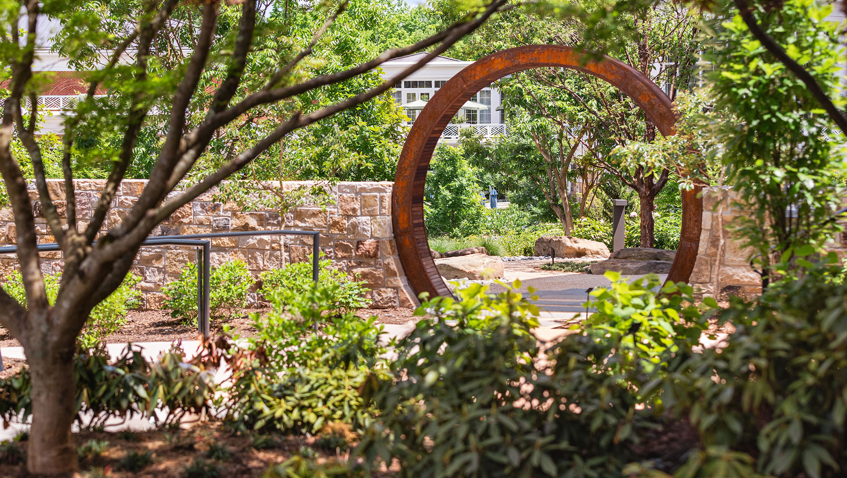 The Forum & Darden Arboretum + Botanical Gardens | Credit @ Melody Robbins